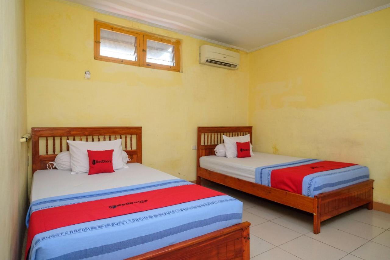 Reddoorz Near Pelabuhan Nusantara Parepare Dış mekan fotoğraf