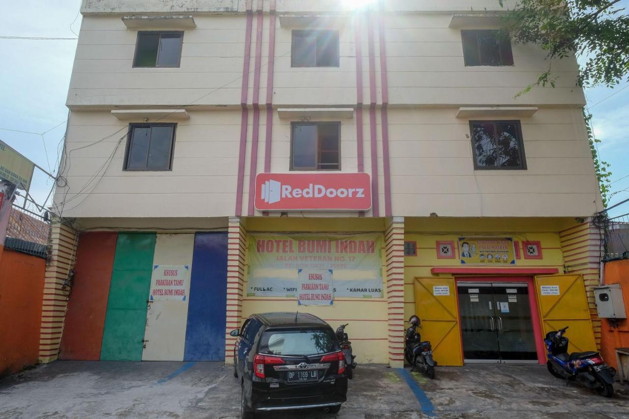 Reddoorz Near Pelabuhan Nusantara Parepare Dış mekan fotoğraf