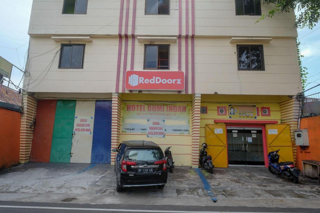 Reddoorz Near Pelabuhan Nusantara Parepare Dış mekan fotoğraf